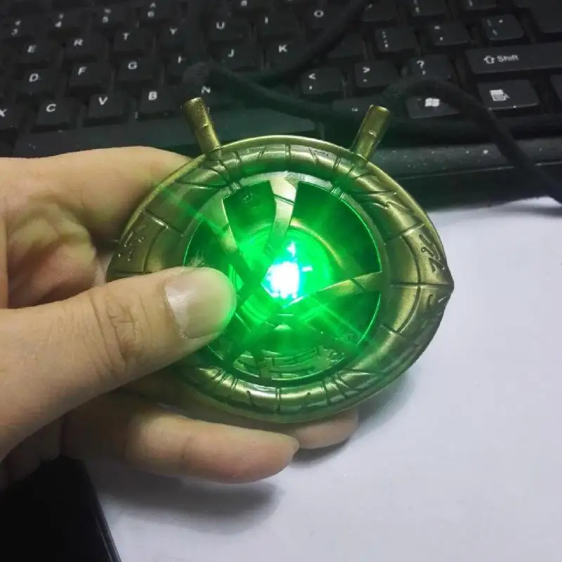 

1:1 Marvel The Avengers Figure Doctor Strange Eye Of Agamotto Infinity Stones Necklace Jewelry With Led Cosplay Props Gift Toys