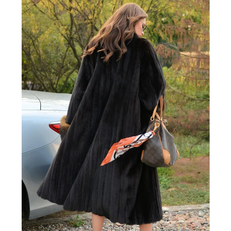 BFFUR Fashion Long Real Mink Fur Coats Full Pelt High Quality Women Genuine Mink Fur Coats Long With Raccoon Dog Fur Sleeve Cuff
