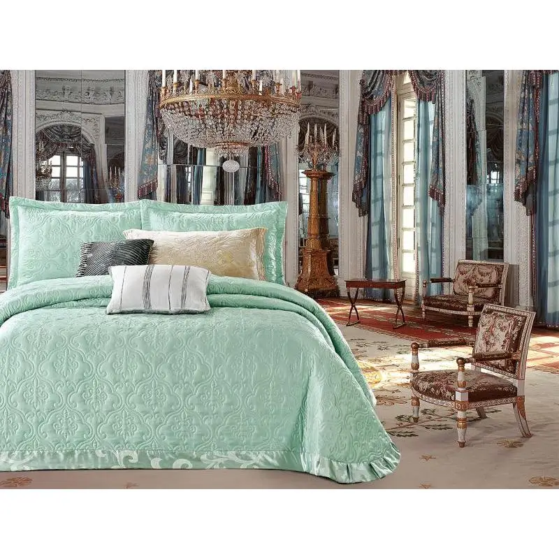 Покрывало евро макси CRISTELLE Queen Victoria 240*260 см мятный с наволочками|Покрывало| |