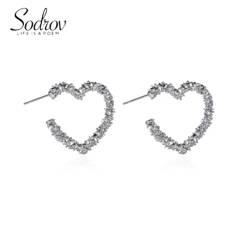 

Корейские модные женские серьги 2021 серьга в виде клипсы Золотое сердце трендовые серьги кулон Модные украшения 2021 Винтажные Украшения