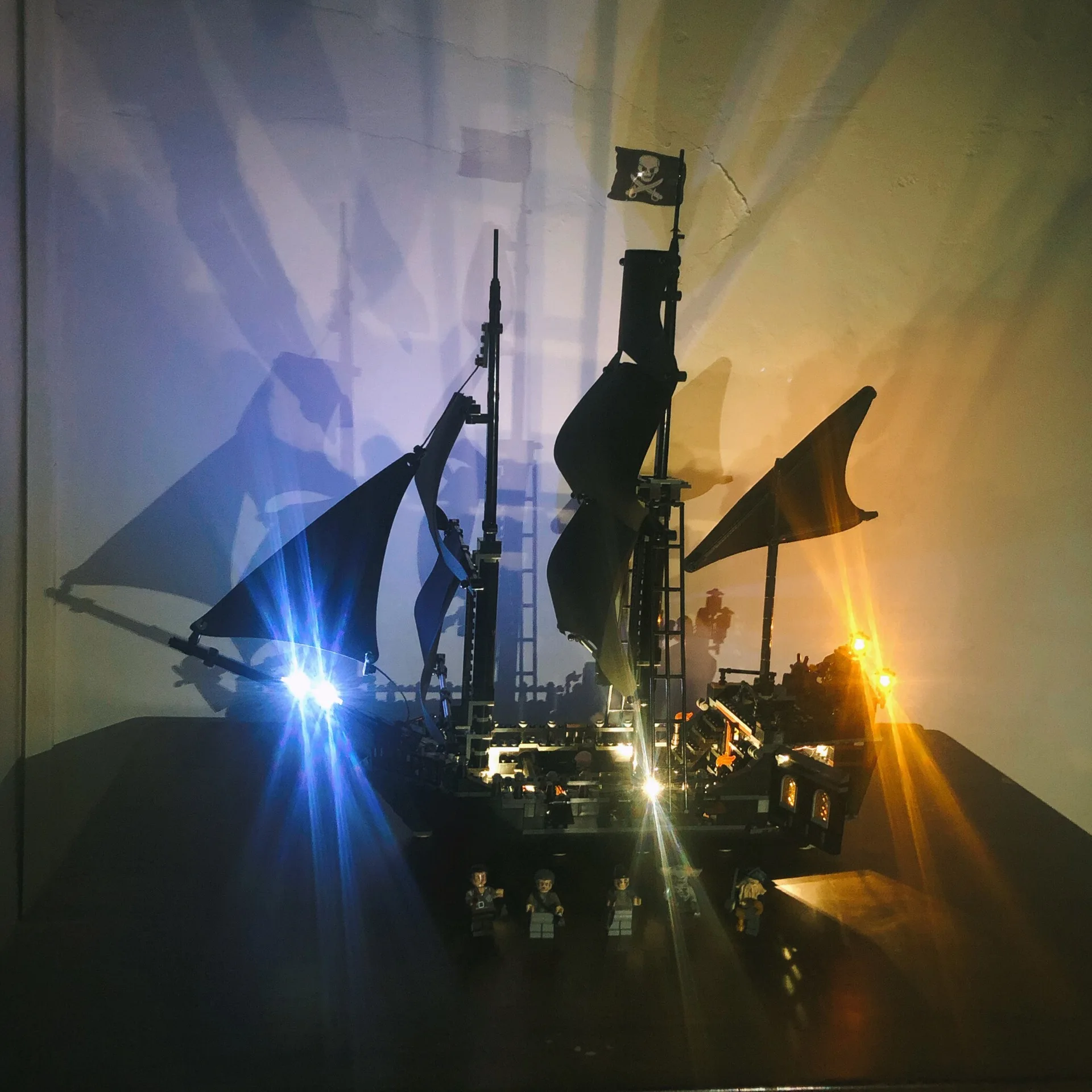 Конструктор lepinbrick со светодиодный светильник кой для пиратов кораблей|Блочные