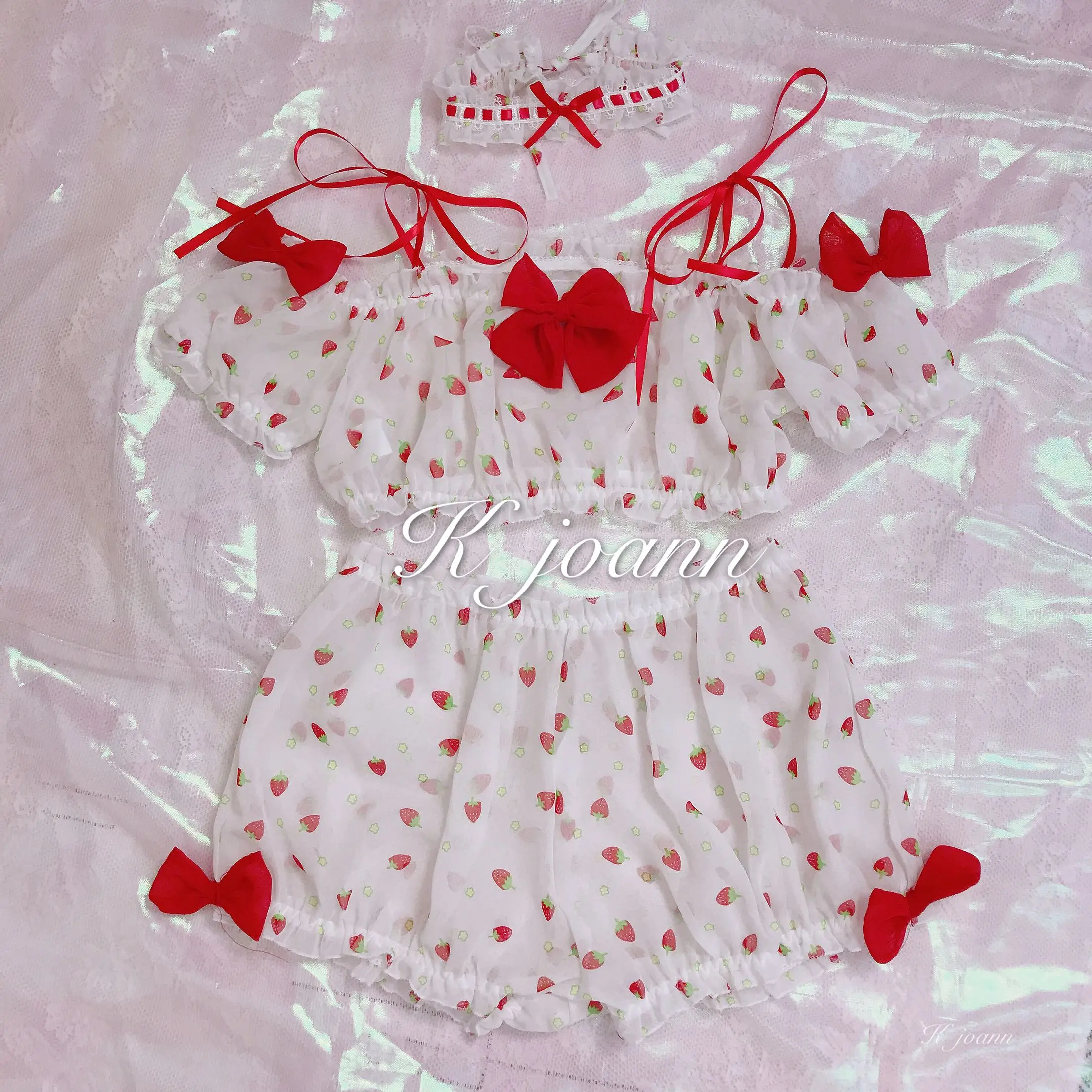 

Japanese Sexy Kawaiii Lace Bow Strawberry Short Sleeve Tops Shorts Lolita Underwear with Necklace Women Nightwear Pajamas Sets