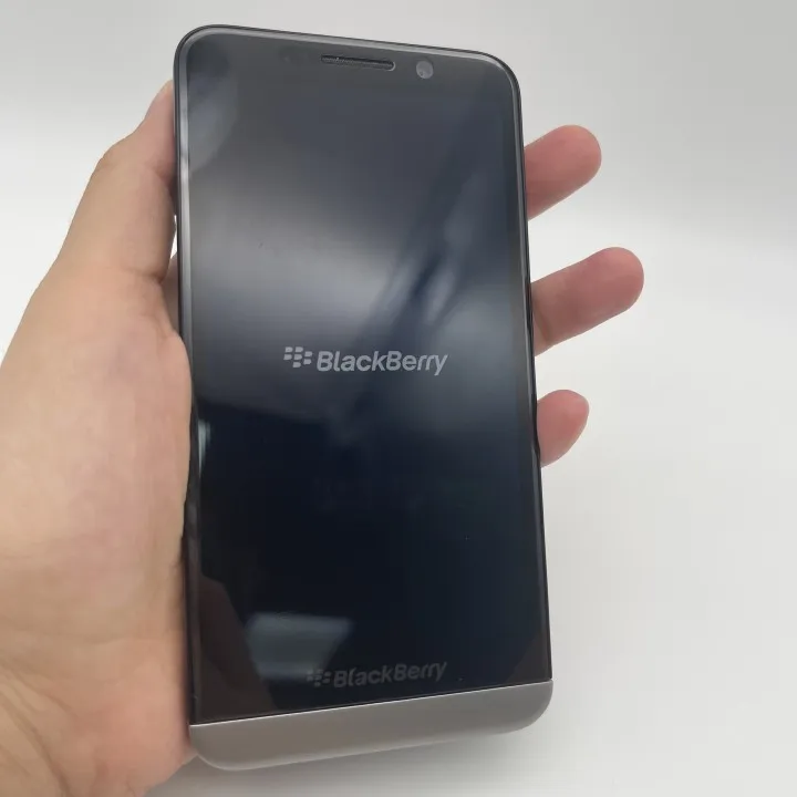 blackberry z30 refurbished original z30 mobile phone dual core 4g wifi 8mp 5 0 16gb rom refurbished cellphone free shipping free global shipping