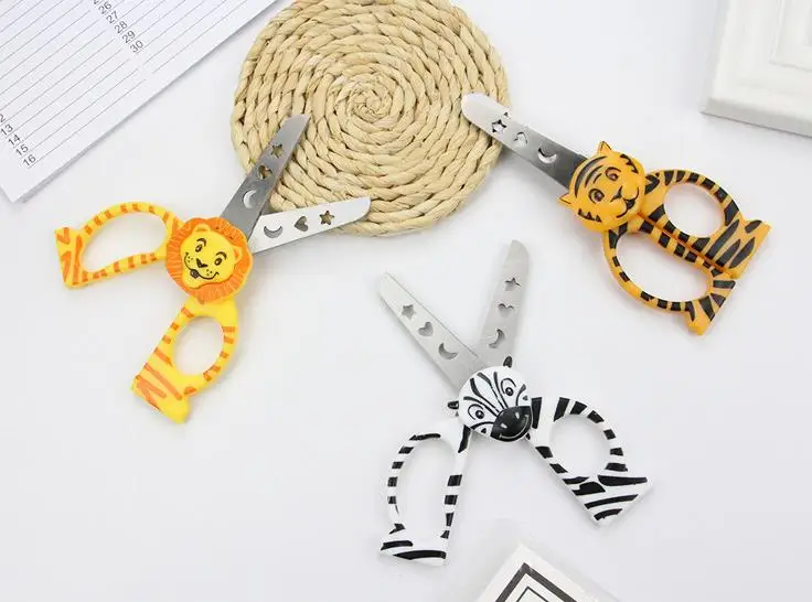 1 шт милые DIY лесные животные, тигр, Лев, Лошадь пластиковые ножницы для резчик бумаги; Скрапбукинг, Офисные, школьные, корейские канцелярские принадлежности