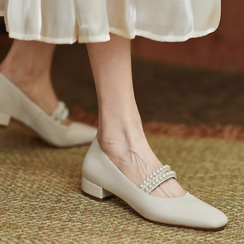 

Square Toe Retro Woman Shoes Shallow Mouth Casual Female Sneakers Pearl Decorateion Flats Genuine Leather Low Heels Beading New