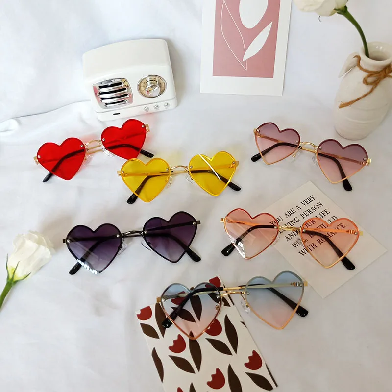 

High Grade kids Sunglasses Candy colors Baby Heart eyewear Cute Heart Shaped children sun glasses