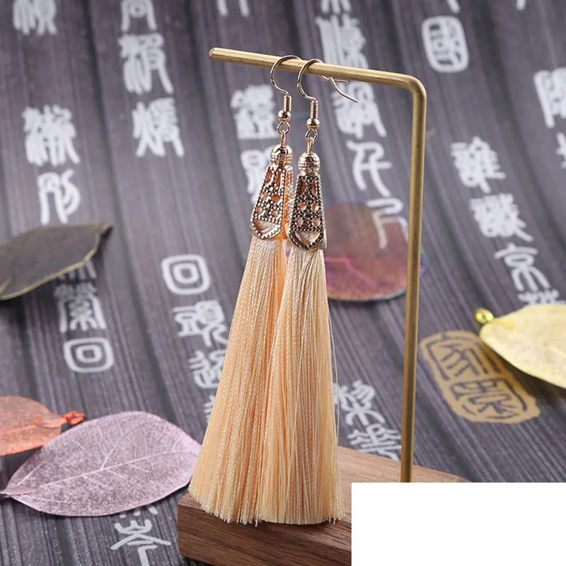 light yellow Корейские модные темпераментные женские серьги с кисточками Популярные богемные длинные Ретро женские серьги Ювелирные изделия Подарки - Окраска металла: light yellow