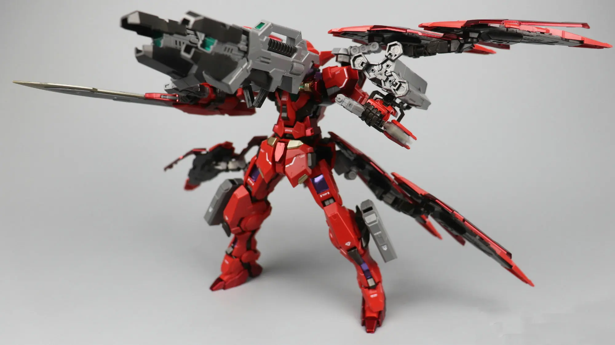 DABAN-figura de acci&oacute;n ensamblada, 8816 MB, 1/100, ASTRAEA TYPE-F, con ocho escudos y doble Slasher, modelo de Juguetes-3