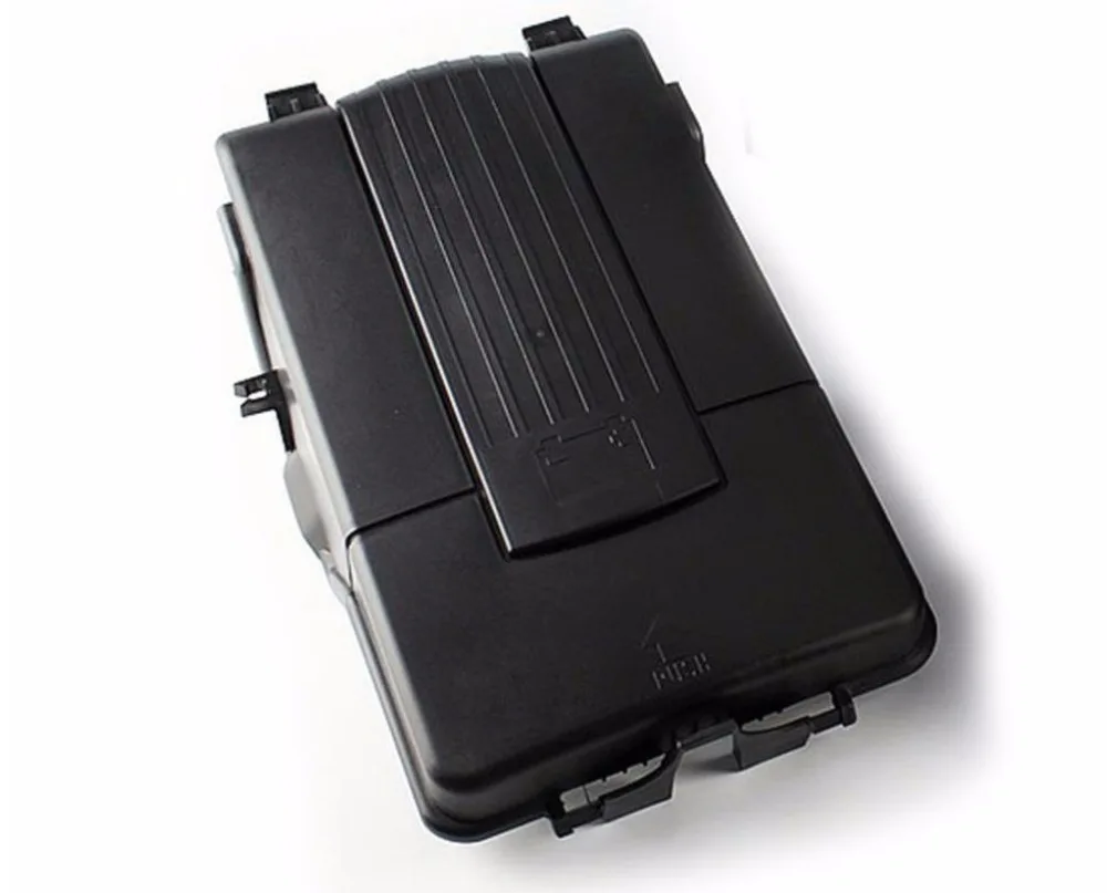 Защитный чехол для аккумулятора пылезащитный Volkswagen cc/ Golf/ MK5 MK6/ Passat B6 /Tiguan /