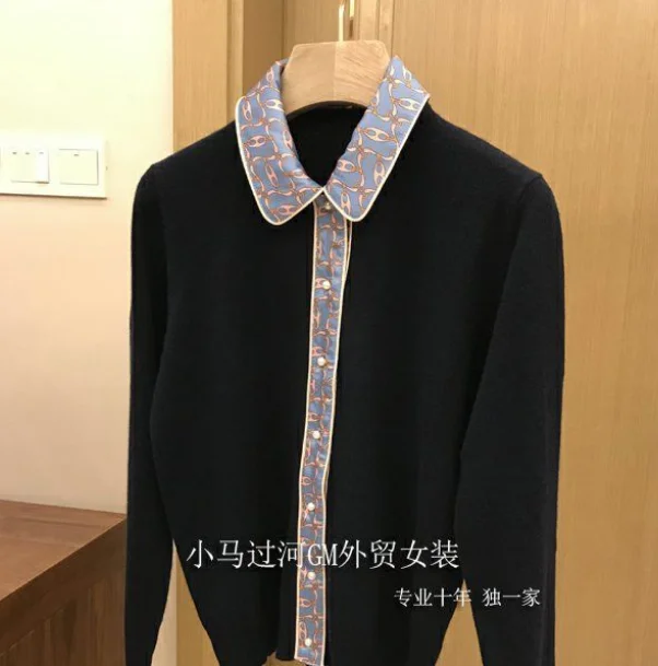 

French Silk Satin Covered Small Pearl Buckle Stitching Elegant Lapel Rabbit Fur Core Yarn Knitted Sweater