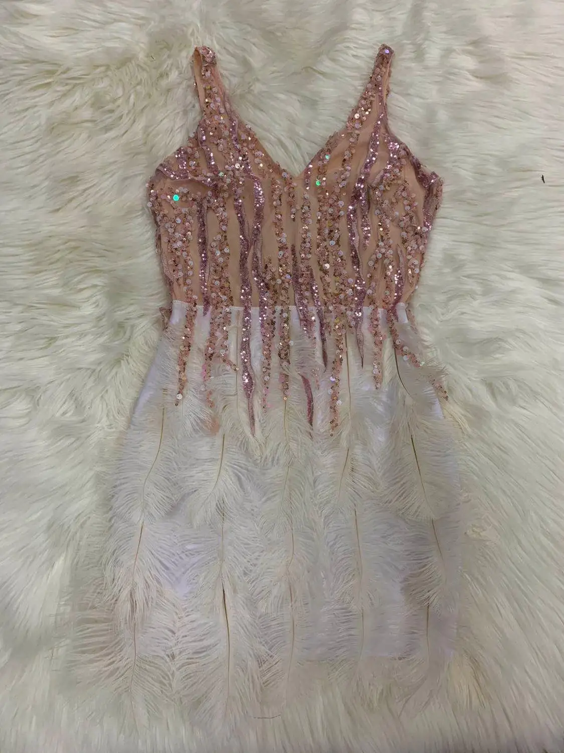 

High Quality Pink White Feathers Rayon Bandage Dress Elegant Night Club Party Dress Vestidos