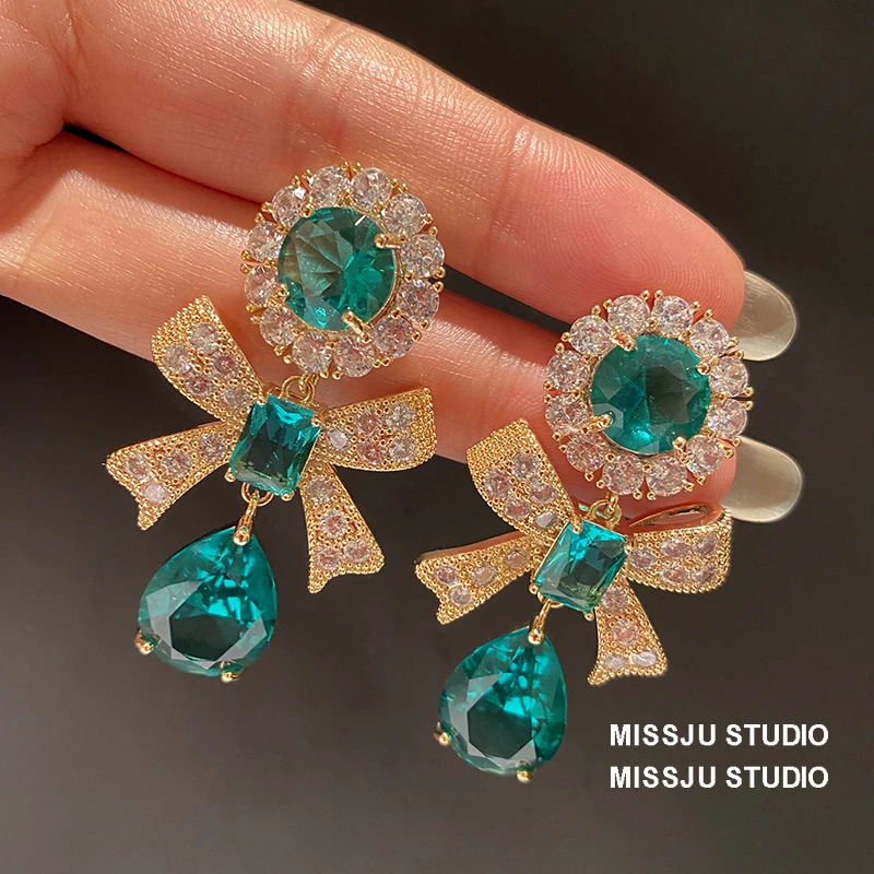 

Drop Earrings For Women Solid 925 Needles Artifici Emerald Bowknot Premium Luxury Fine Jewelry Super Shining Drop shipping