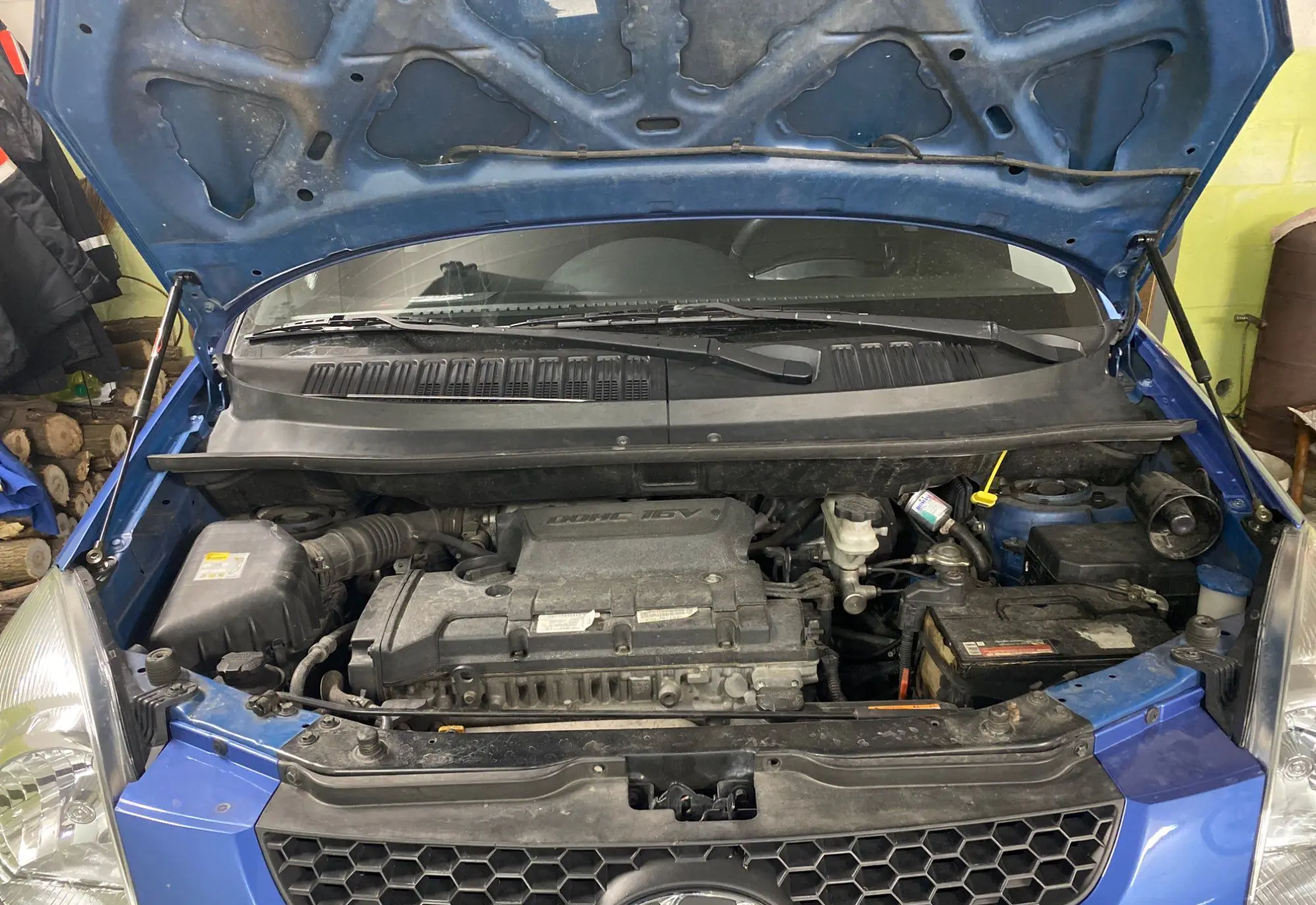 

Подъемная опора для второй подтяжки лица Hyundai Matrix (Европа) 2008-2010 передний капот модифицирующие газовые стойки амортизатор