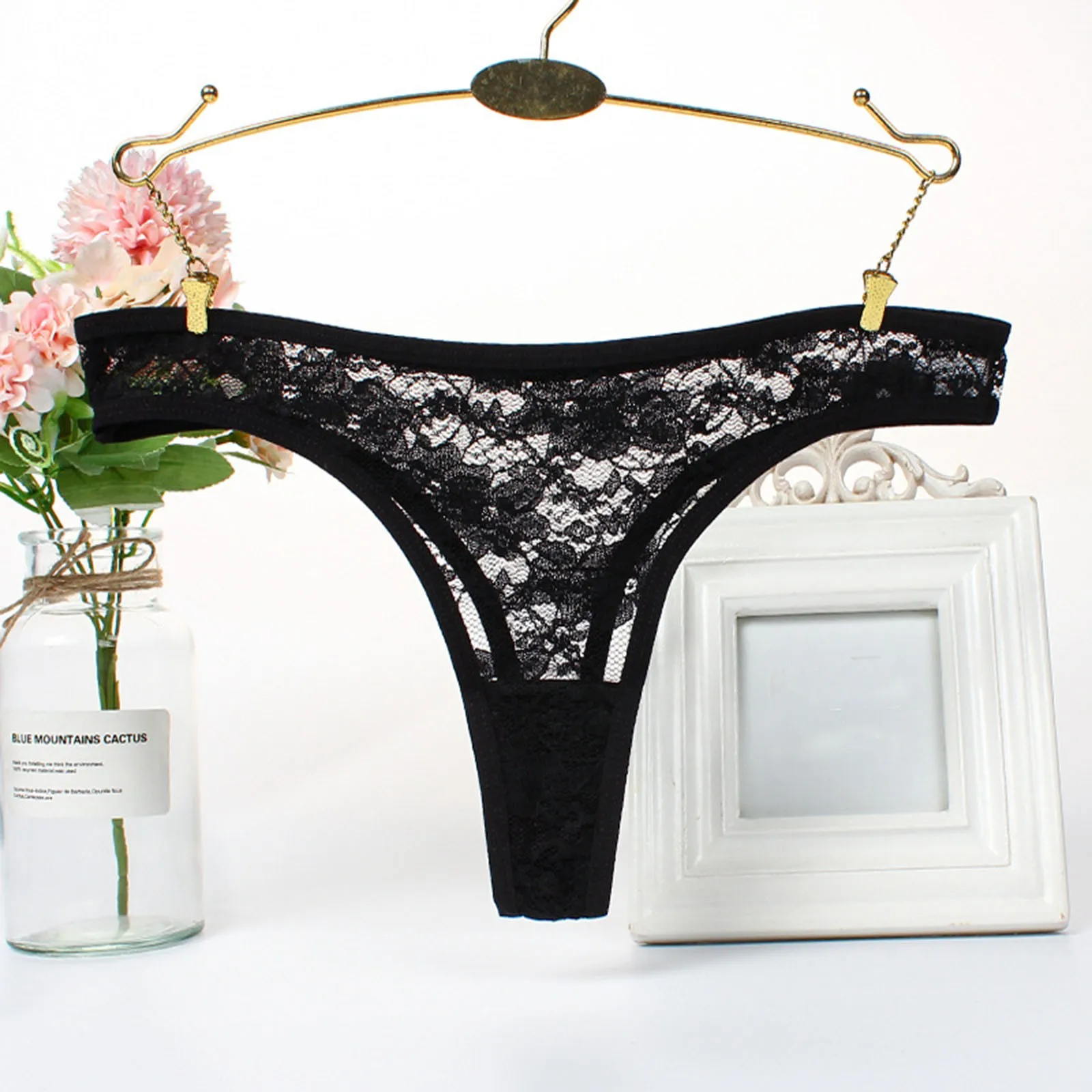 

Sexy Lace G-strings And Thongs Women's Underwear Sexy Low Waist Panties Female Transparent Lace Lingerie Briefs Lenceria Mujer