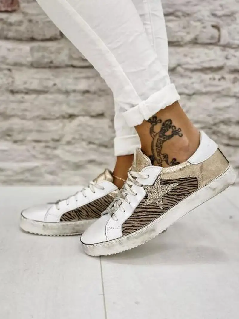 baratas Moda Feminina Casual Rendas Até Sapatos Em Forma De Cunha Mujer Sapato Popular Correspondência Sapatos Retro Sapatos De Salto Baixo Feminino Yx091