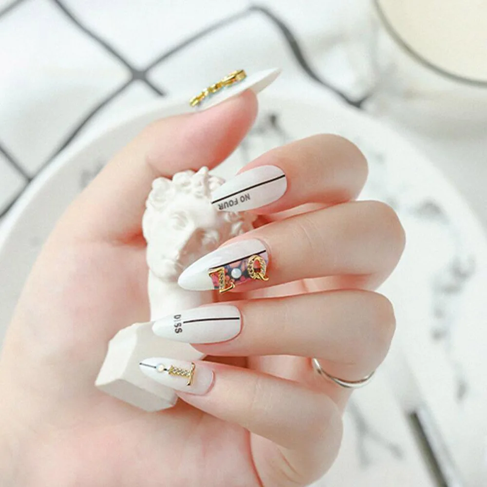 10pcs/Bag 26 English Letters Alloy Nail Art Decoration 3D Clear Rhinestone In Gold Zircon Charms A to Z Manicure Accessories D#7