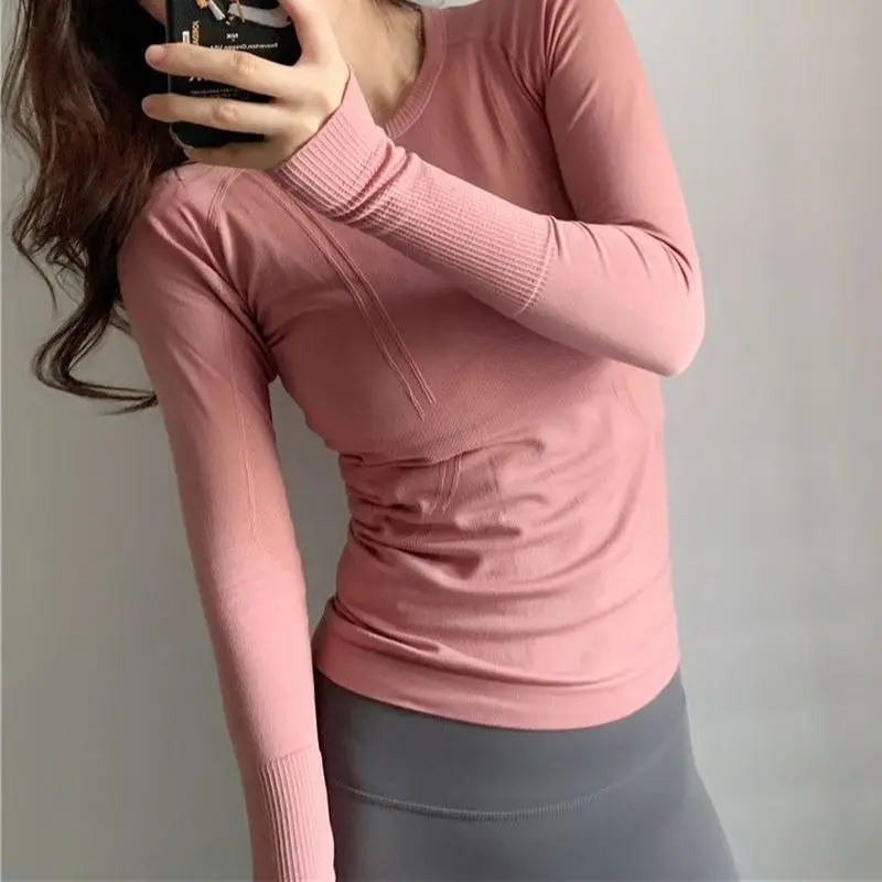 Женский топ для спорта с длинными рукавами, подходит для занятий йогой и пилатесом, с круглым вырезом и пуговицами на пальцах, дышащая блузка для бега, тренировок в спортзале.