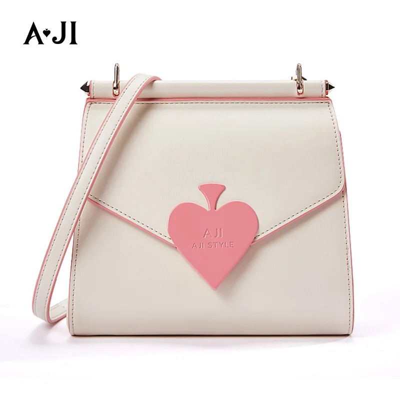 Женская сумка мессенджер AJI через плечо из искусственной кожи с сердечками A6139