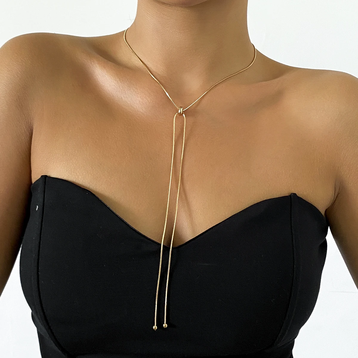 Женское ожерелье с подвеской простое базовое в винтажном стиле медная подвеска