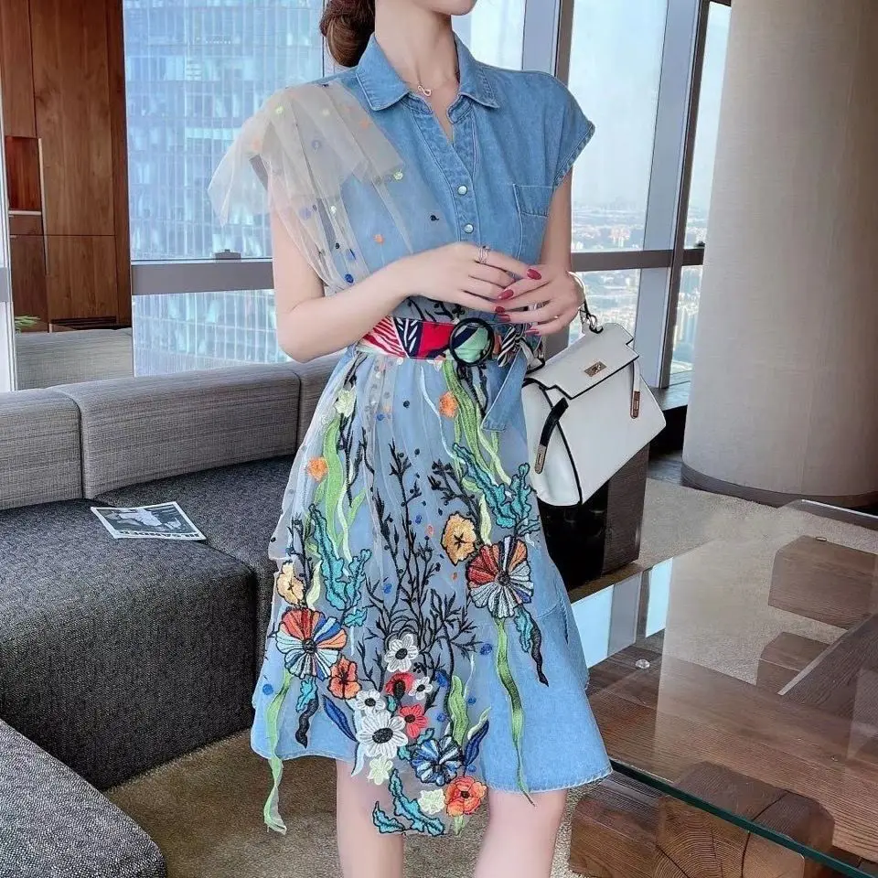 

2021 summer new French retro waist slim mesh stitching denim dress women