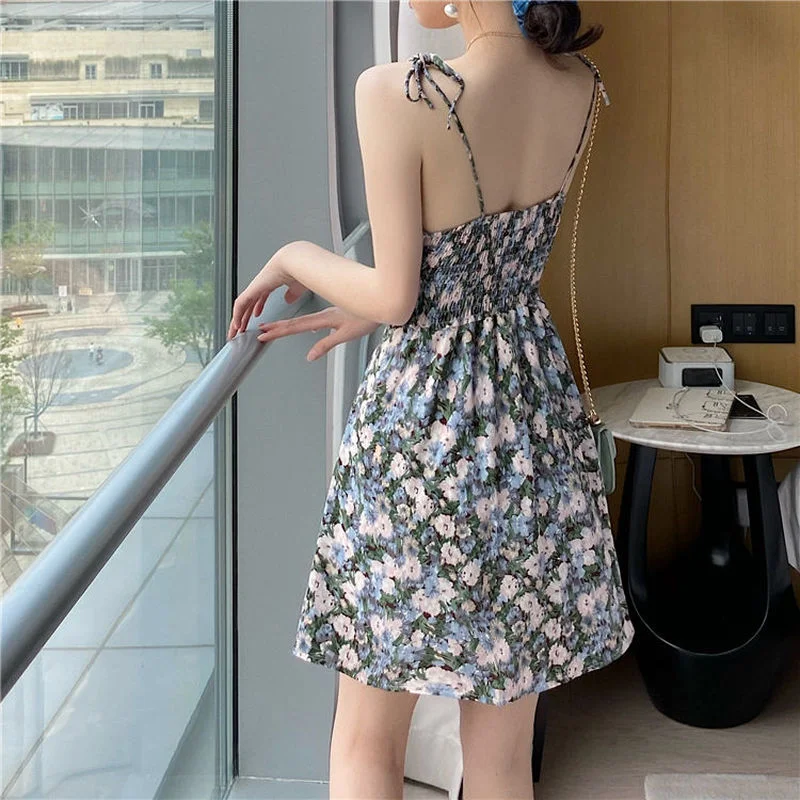 

Oil Painting Floral Sling Dress Female Summer 2021 Strapless Sexy French Slim Short Dresses Sweet Party Fairy Vintage Mini Dress