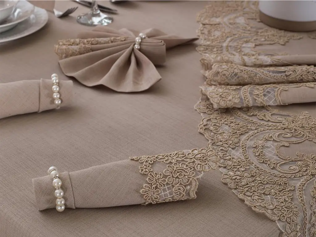 

Lisa Table Cover Set 18 Piece Cappucino