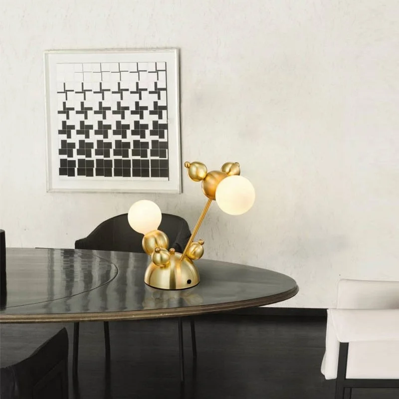 Роскошный Новый дизайн декоративная настольная лампа для гостиной Золотая