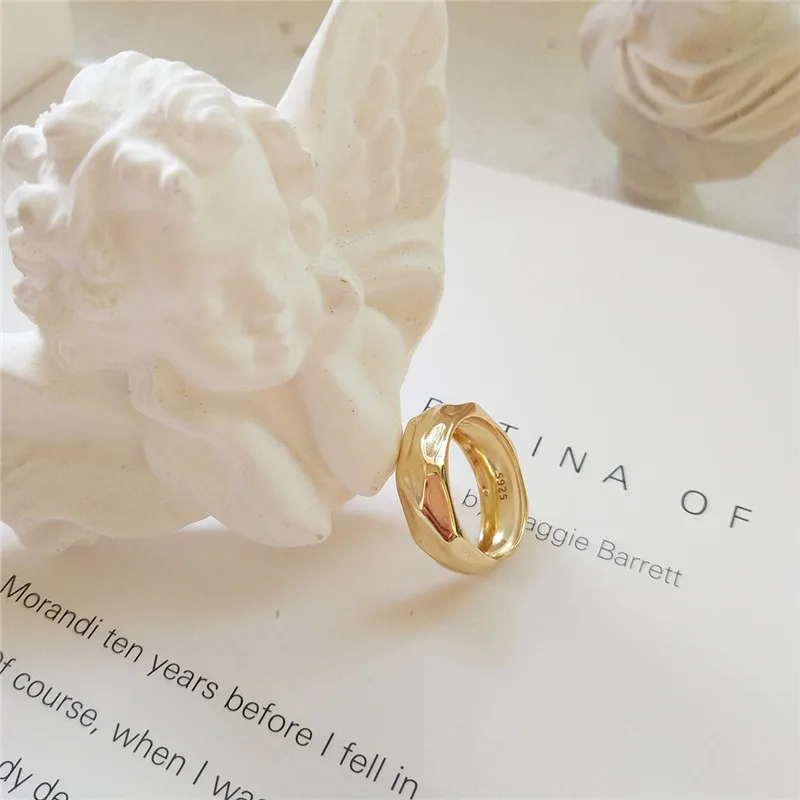 

RUIYI Young Girls 925 Sterling Silver Uneven Surface Geometric Golden Rings Women Simplicity Jewelry Wedding Rings Lovers Gifts