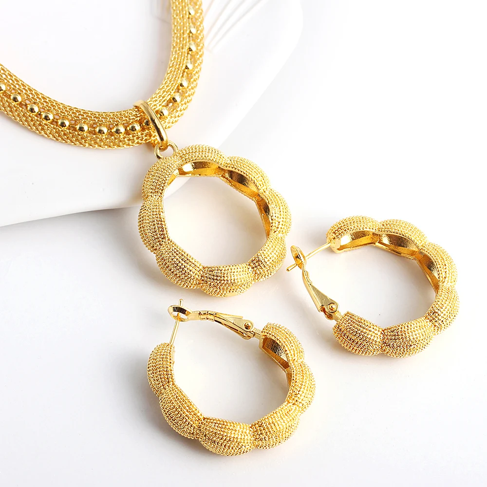 

Exquisite Jewelry Sets For Women Gold Plated Round Earrings Pendant Necklace Wedding Party High Quality Jewelry Accessories Gift