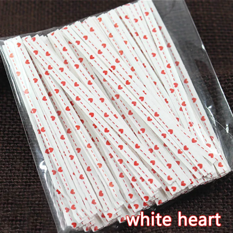 white heart 100 шт торт подарок твист галстук разноцветная сумка для конфет упаковка лигирование леденец десерт аксессуары 9 см провода Металлические Твист Галстуки - Цвет: white heart