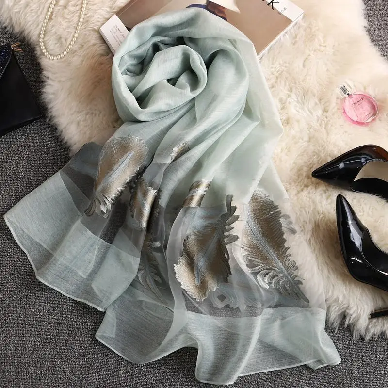 Весенне осенний чистый вышитый шарф женский летний новый солнцезащитный пляжный