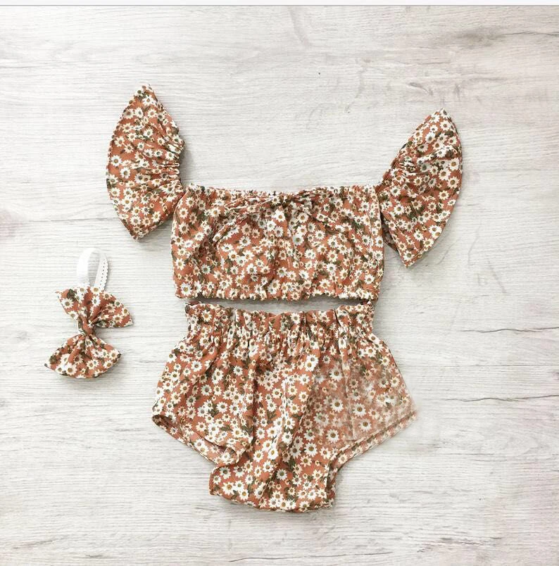 Летняя одежда для маленьких девочек топ и шорты с цветочным принтом летняя 2020 |