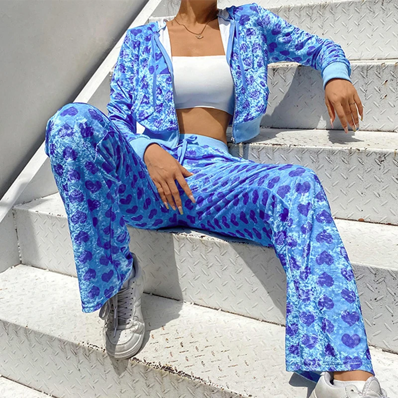 

Комплект из двух предметов Rainbowwaves, элегантный спортивный костюм, уличная одежда из вельвета, топ на молнии с вышивкой, длинные штаны, осень ...