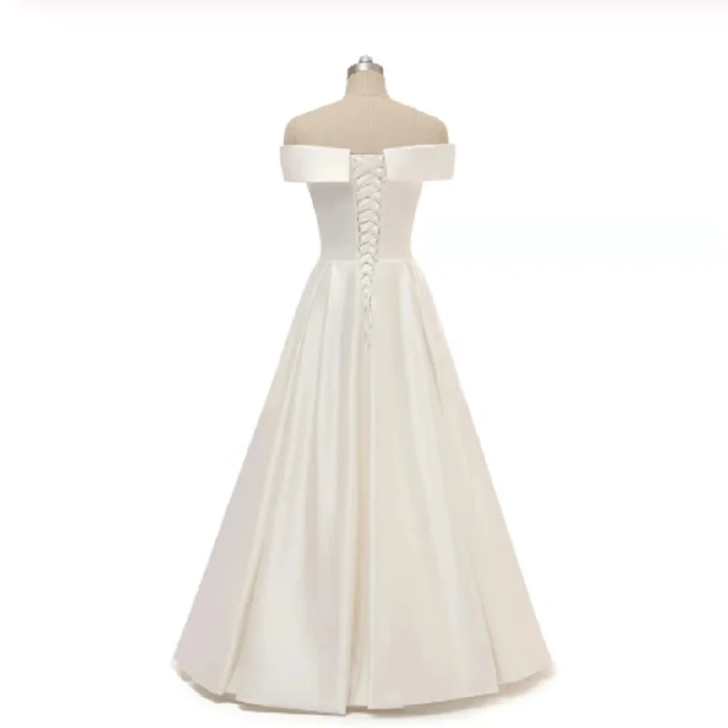 Женское длинное платье с V образным вырезом белое элегантное ТРАПЕЦИЕВИДНОЕ