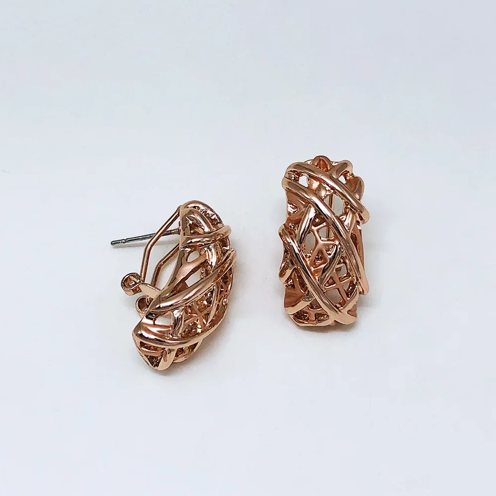 

Viennois Gold Color Jewelry Sets Hollow Out Pendant Necklace Stud Earrings Dubai Bridal Jewelry Sets Engagement Wedding Jewelry