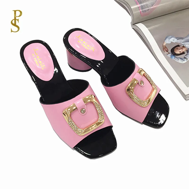 Женская обувь на высоком каблуке шлепанцы с металлическими пряжками в