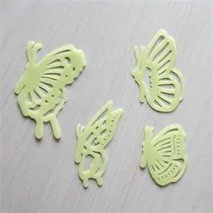 Светящийся люминесцентный переключатель наклейки светятся в темноте бабочки на