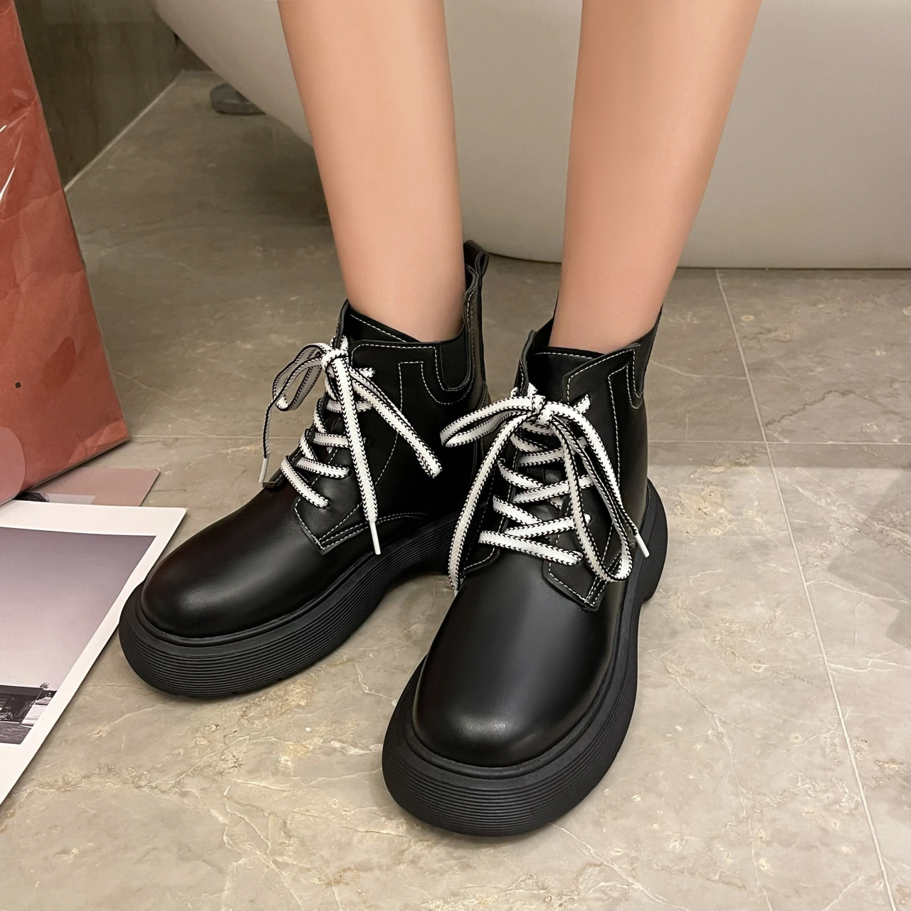 

Женские кожаные ботильоны на плоской подошве, водонепроницаемые Нескользящие однотонные ботинки на платформе, 2021