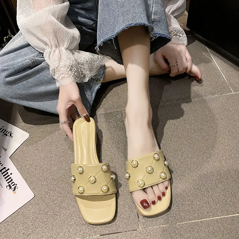 

2021 Women's Slippers Fashion Simple Shoe Upper Pearl Embellishment Trend Elegant Open-toed Casual Outdoor Women's Slippers