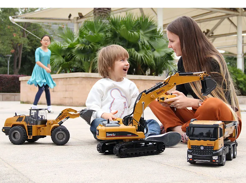 машинка погрузчик на радиоу