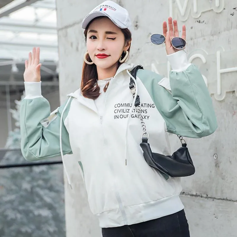 

2021 Spring New Women's Jacket Hooded Windbreaker Women's Jacket Loose Zipper Jacket Casual Fashion Jacket