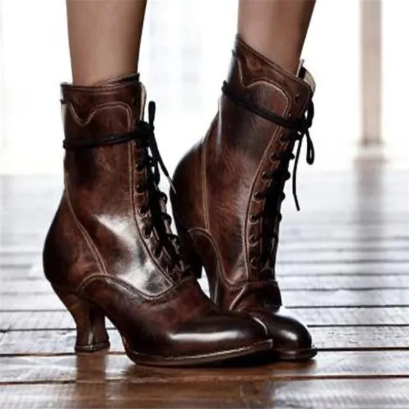Женские ботильоны с острым носком на шнуровке низком каблуке из натуральной кожи
