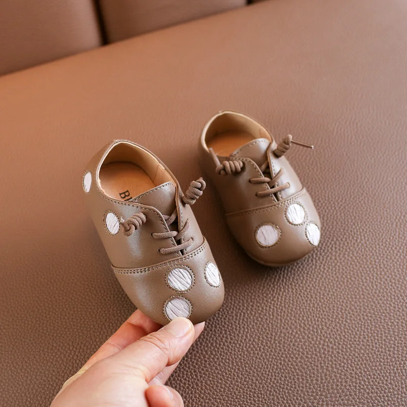 Весенняя повседневная обувь для девочек кожаная мягкая подошва принцесс детская