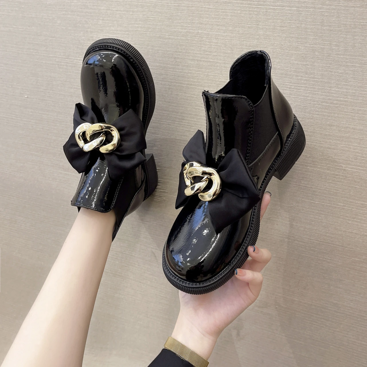 

Женские теплые ботинки со стразами, повседневные удобные ботильоны на платформе с бантом, новинка зимы 2021