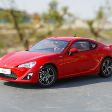 1/18 TOYOTA GT86 гоночный автомобиль литые модели автомобилей игрушки