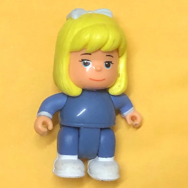 D Горячая Распродажа, подвижная мультяшная игрушка Caillou heidi 6 см, ПВХ фигурка - Цвет: D