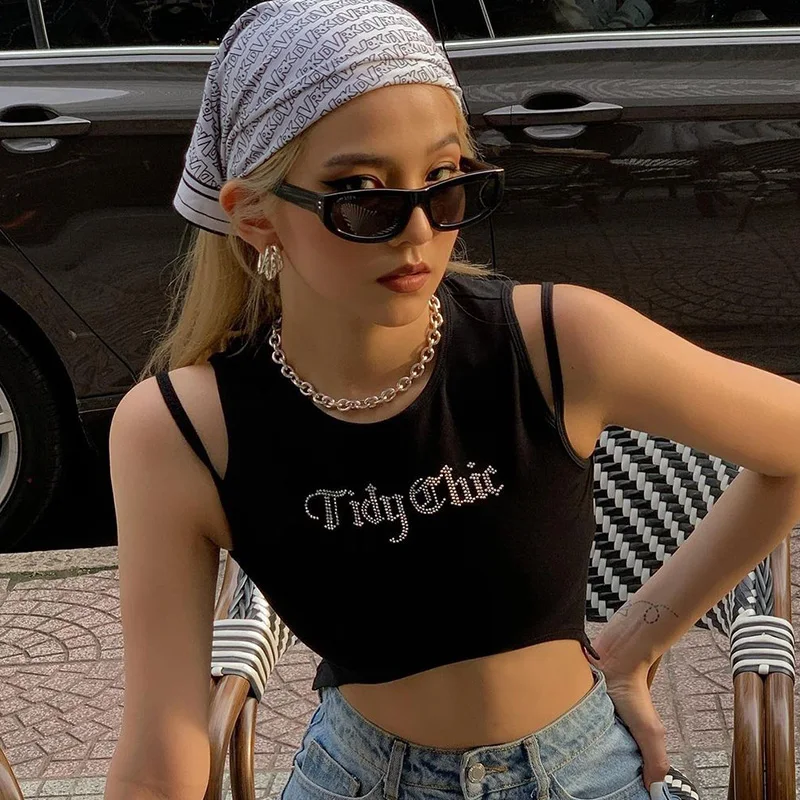 

Sexy Gothic Black Crop Tops Women Cool Glitter Rhinestone Letters Print Streetwear 00s Aesthetic Chic Strappy Tanks Top