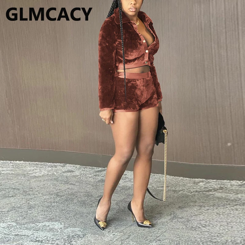 

Women Velvet Two Piece Suits Long Sleeve Jacket and Shorts Set