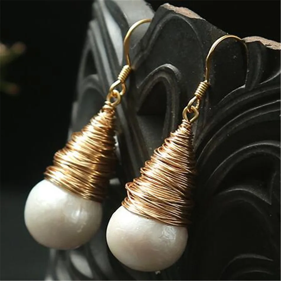 

National white Baroque pearl bulb golden earrings lady gift Hook Gift Christmas Lucky CARNIVAL Thanksgiving Ear stud Easter