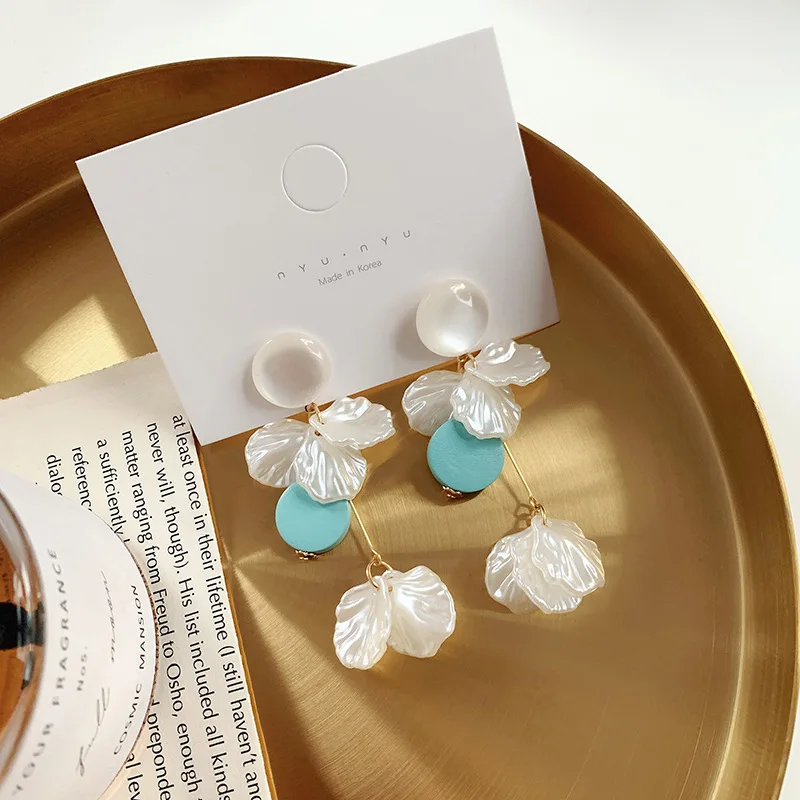 Korean Style Resin Flower Shell Petal Long Tassel Bride Clip Earrings for Wedding Round Stone Simple Ear Clips No Hole Earrings